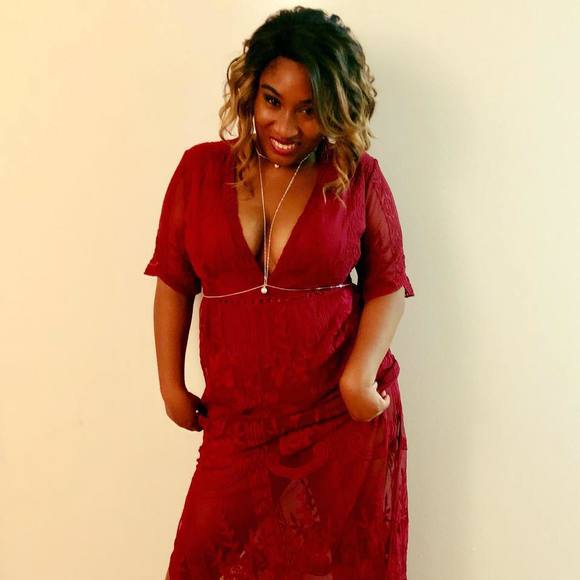 Meet your Posher, Tinisha - Picture 1 of 1